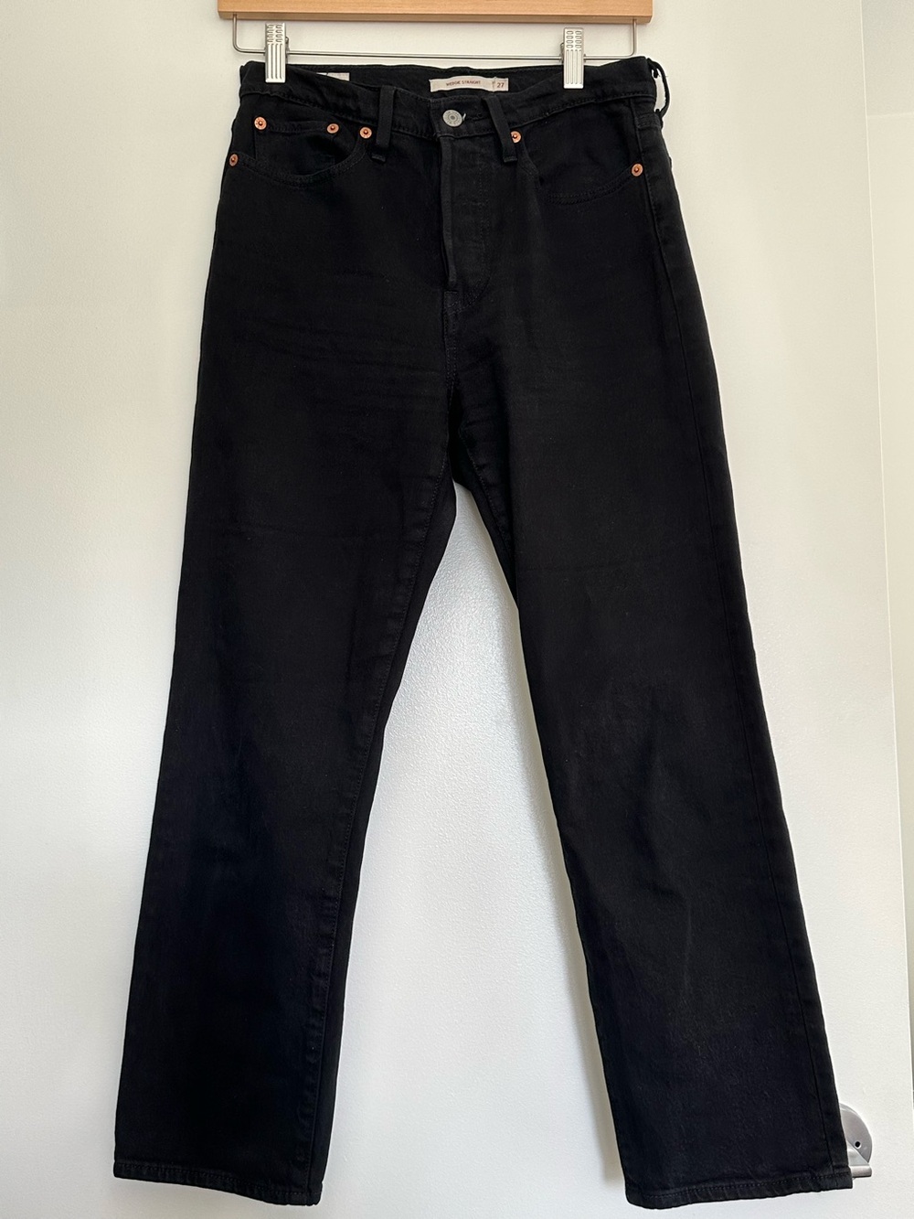 Levi's Wedgie Straight Leg Cropped Black Jeans Size 27x26